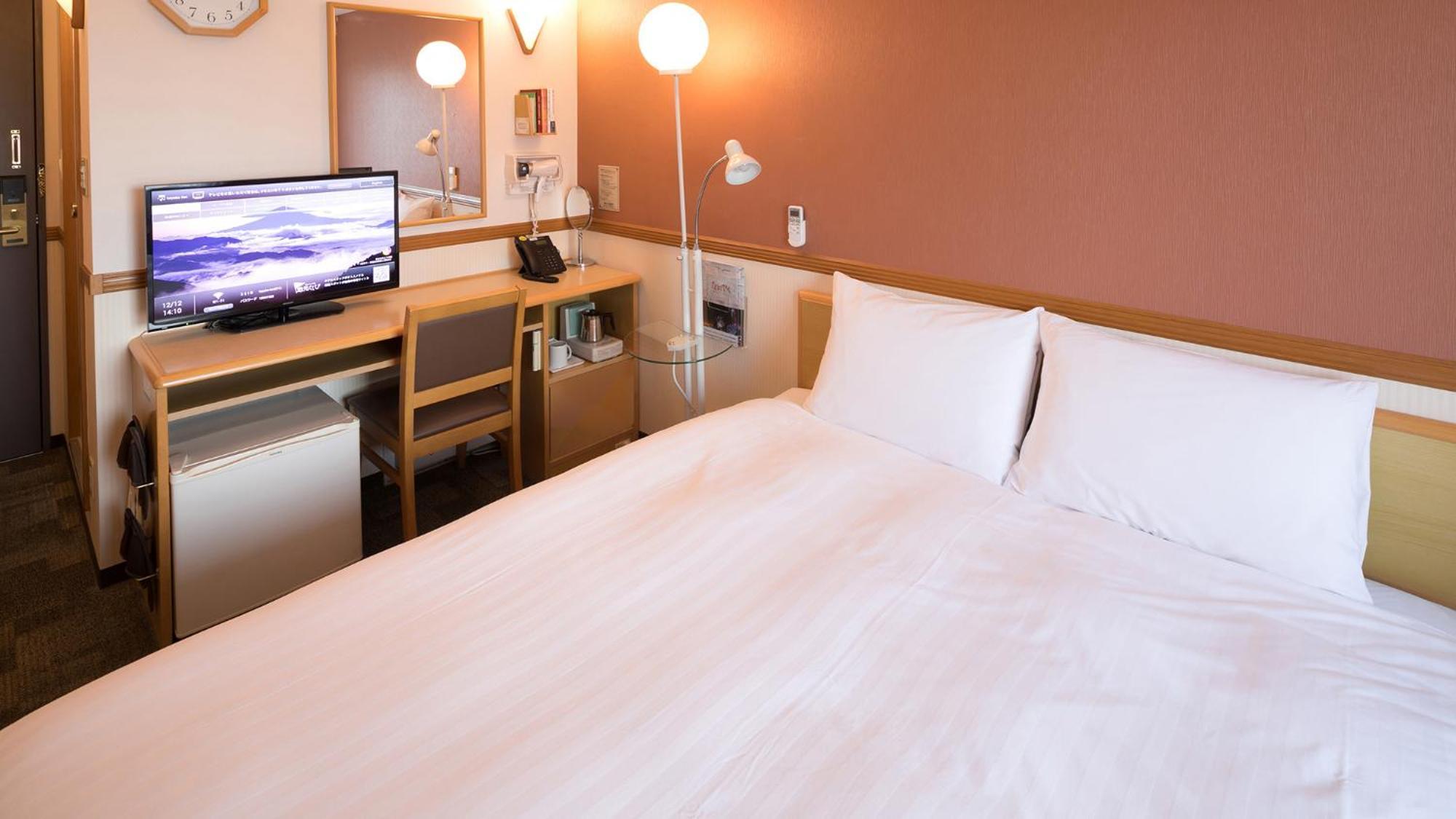 Toyoko Inn Higashi-Hiroshima Saijo Ekimae Номер фото